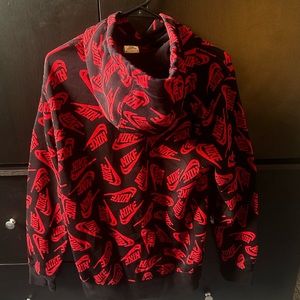 **RARE** VINTAGE BLACK AND RED NIKE HOODIE (Size Small)
